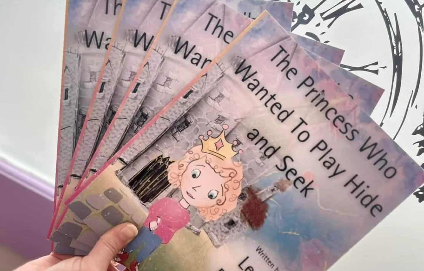 online-university-15 The princess who wanted to play hide and seek book cover